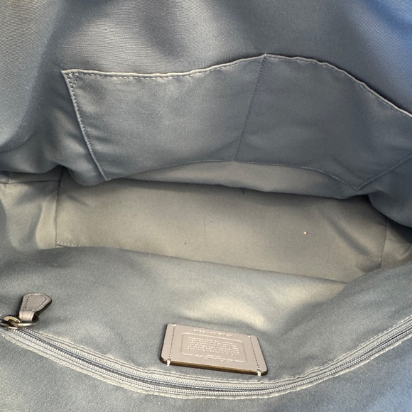 Coach 79608 women's Gallery Tote Crossgrain Leather shoulder Bag Ice Blue - Picture 13 of 15